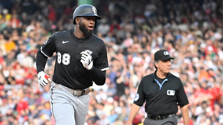 Chicago White Sox center fielder Luis Robert Jr. (88) runs the bases against the Boston Red Sox at Fenway Park. Chicago White Sox center fielder Luis Robert Jr. (88) runs the bases against the Boston Red Sox at Fenway Park.