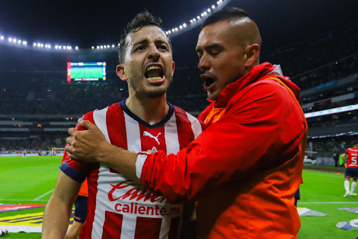 อลัน โมโซ่ ฉลอง