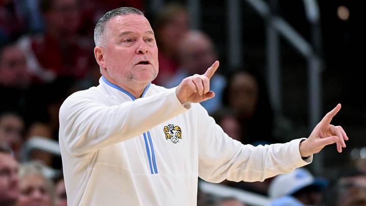 Oct 18, 2026; Indianapolis, IN, USA; North Carolina Tar Heels head coach Michael Malone instructs his team against the Indiana Hoosiers during the first half at Gainbridge Fieldhouse. Mandatory Credit: Robert Goddin-Imagn Images