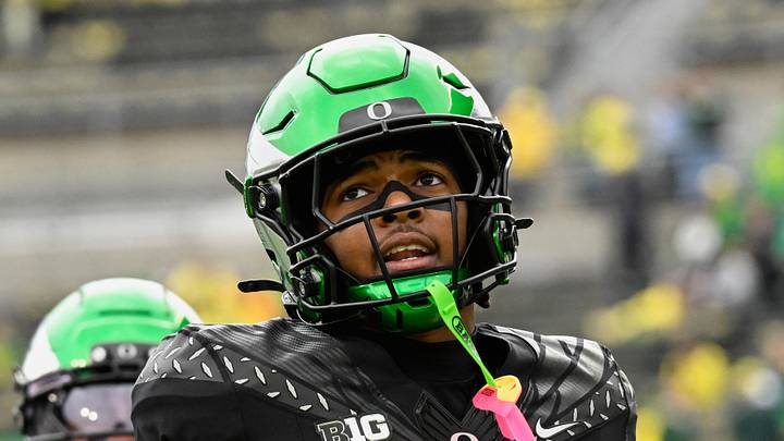 davison football helmets Why Oregon's Jordon Davison Should Be Ranked Among College Football's Best  Freshmen