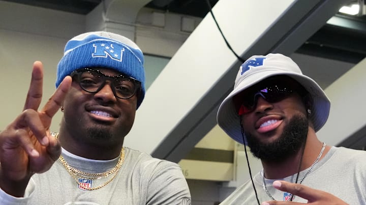 Los Angeles Rams linebackers Byron Young (0) and Jared Verse (8). Mandatory Credit: Kirby Lee-Imagn Images