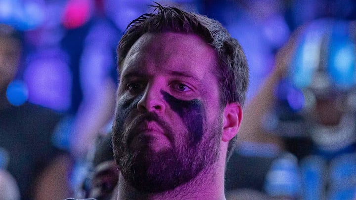 Detroit Lions offensive tackle Taylor Decker (68) waits to take the field before the game against the Minnesota Vikings 