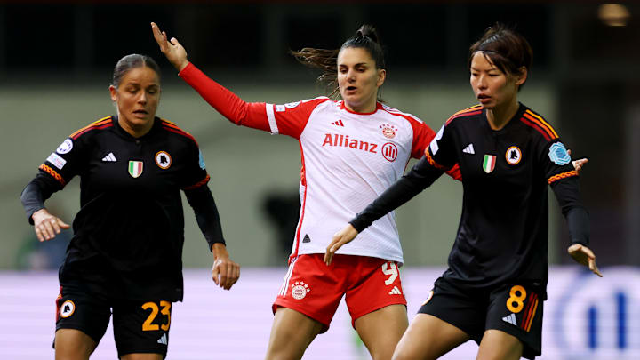 Bayern muss gegen Rom mit den Ex-Bundesligaspielerinnen Laura Feiersinger und Saki Kumagai gewinnen Bayern muss gegen Rom mit den Ex-Bundesligaspielerinnen Laura Feiersinger und Saki Kumagai gewinnen
