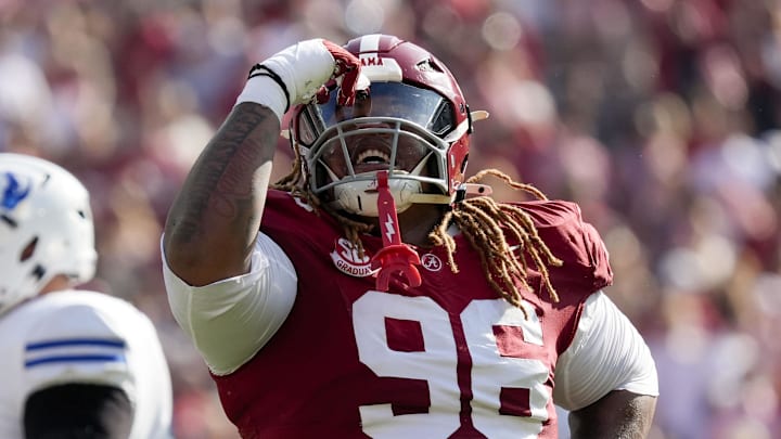 Alabama defensive lineman Tim Keenan III (96) Alabama defensive lineman Tim Keenan III (96)