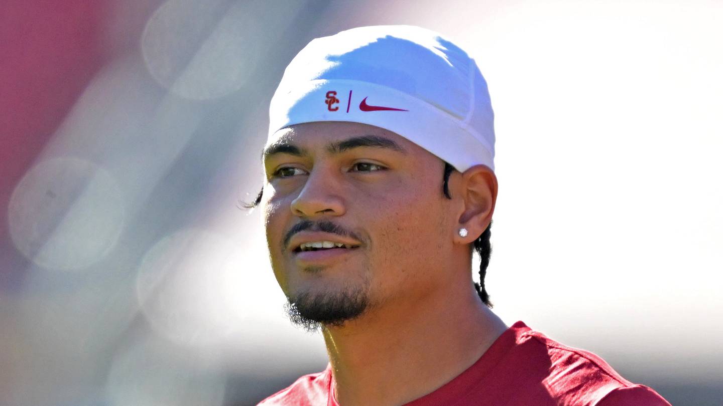 Three USC Football Players Under the Most Pressure Entering Fall Camp