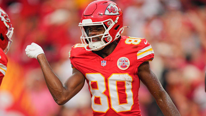 Sep 14, 2025; Kansas City, Missouri, USA; Kansas City Chiefs wide receiver Tyquan Thornton (80) celebrates after scoring a touchdown against the Philadelphia Eagles during the fourth quarter of the game at GEHA Field at Arrowhead Stadium. Mandatory Credit: Jay Biggerstaff-Imagn Images Sep 14, 2025; Kansas City, Missouri, USA; Kansas City Chiefs wide receiver Tyquan Thornton (80) celebrates after scoring a touchdown against the Philadelphia Eagles during the fourth quarter of the game at GEHA Field at Arrowhead Stadium. Mandatory Credit: Jay Biggerstaff-Imagn Images