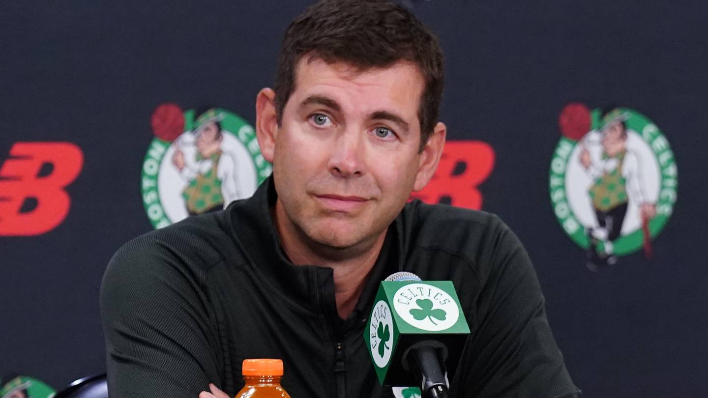 Celtics should aggressively hunt superstar trade but not in the way you think