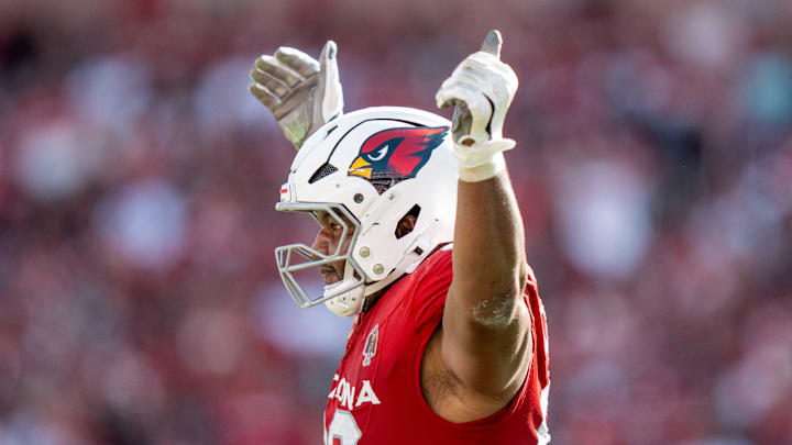 September 21, 2025; Santa Clara, California, USA; Arizona Cardinals defensive end Calais Campbell (93) celebrates a safety during the fourth quarter against the San Francisco 49ers at Levi's Stadium. Mandatory Credit: Kyle Terada-Imagn Images
