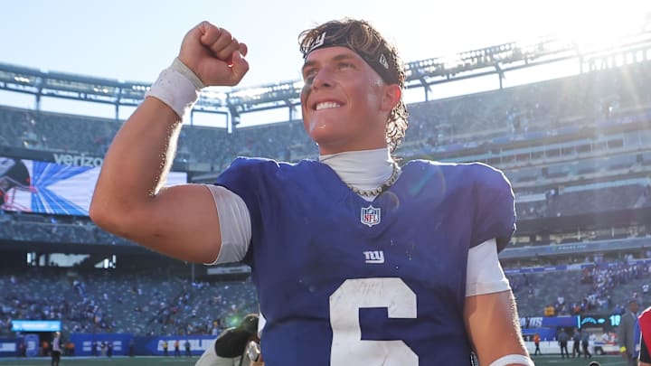 New York Giants QB Jaxson Dart's No. 6 jersey saw a spike in sales  following his NFL debut as a starter. 
