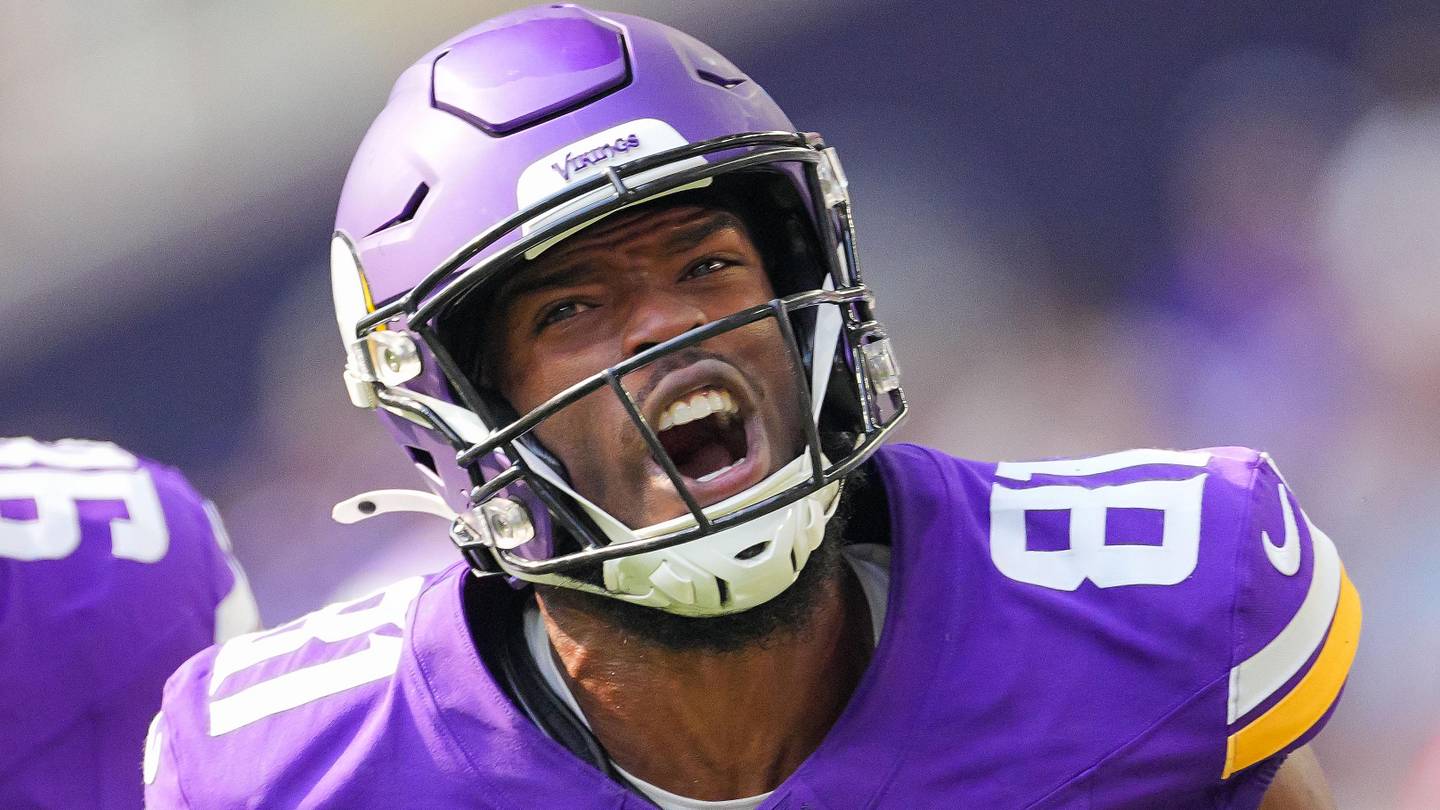 Former Vikings receiver earns another NFL shot after refusing to disappear
