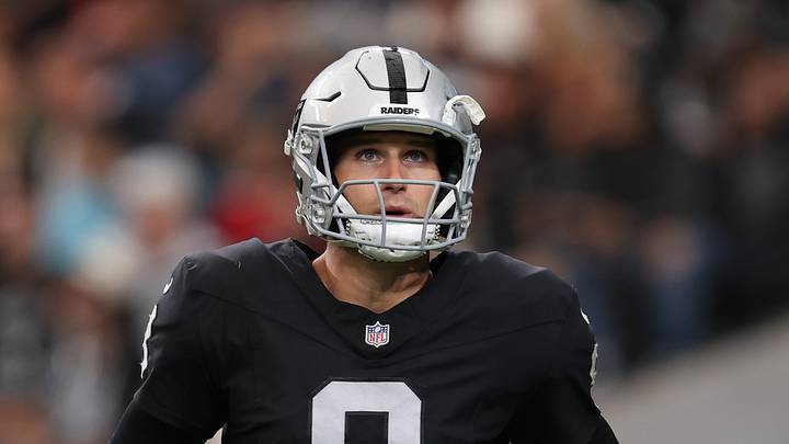 Oct 4, 2026; Paradise, Nevada, USA; Las Vegas Raiders quarterback Kirk Cousins (8) stands on the field between plays against the Kansas City Chiefs at Allegiant Stadium. Mandatory Credit: David Brytus-Imagn Images Oct 4, 2026; Paradise, Nevada, USA; Las Vegas Raiders quarterback Kirk Cousins (8) stands on the field between plays against the Kansas City Chiefs at Allegiant Stadium. Mandatory Credit: David Brytus-Imagn Images