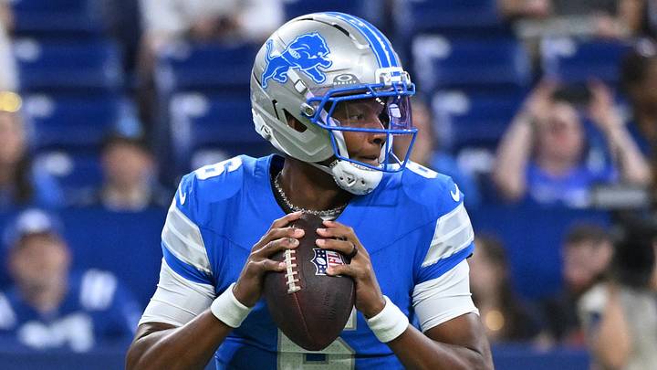 Detroit Lions quarterback Joshua Dobbs (6).