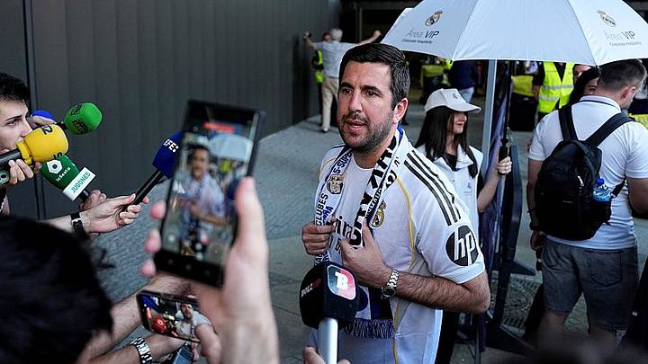 Enrique Riquelme will challenge Florentino Pérez for the Real Madrid presidency. Enrique Riquelme will challenge Florentino Pérez for the Real Madrid presidency.