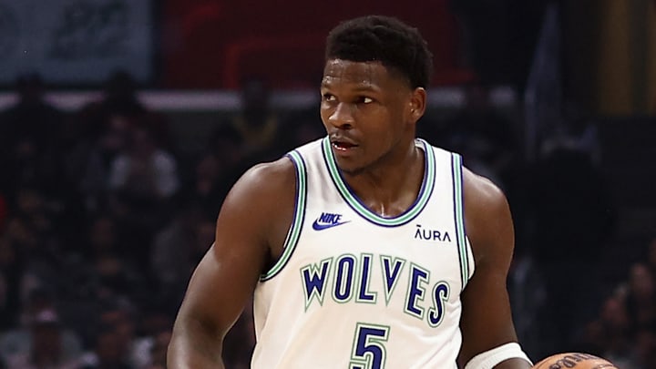 Minnesota Timberwolves v Los Angeles Clippers