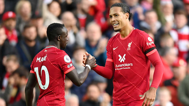 Mane et Van Dijk, anciens coéquipiers à Liverpool