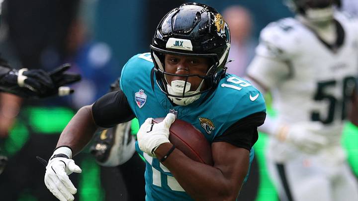 Oct 11, 2026; Tottenham, ENG; Jacksonville Jaguars wide receiver Josh Cameron (19) runs with the ball during the first half against the Philadelphia Eagles at Tottenham Hotspur Stadium. Mandatory Credit: Nathan Ray Seebeck-Imagn Images Oct 11, 2026; Tottenham, ENG; Jacksonville Jaguars wide receiver Josh Cameron (19) runs with the ball during the first half against the Philadelphia Eagles at Tottenham Hotspur Stadium. Mandatory Credit: Nathan Ray Seebeck-Imagn Images