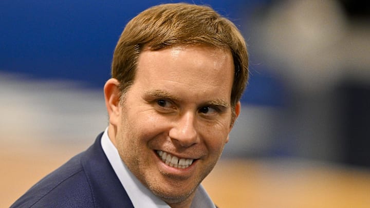 Dallas Mavericks, Patrick Dumont