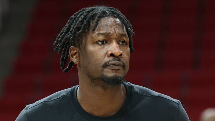 Houston Rockets forward Dorian Finney-Smith (2) against the Dallas Mavericks at Toyota Center on January 31, 2026.