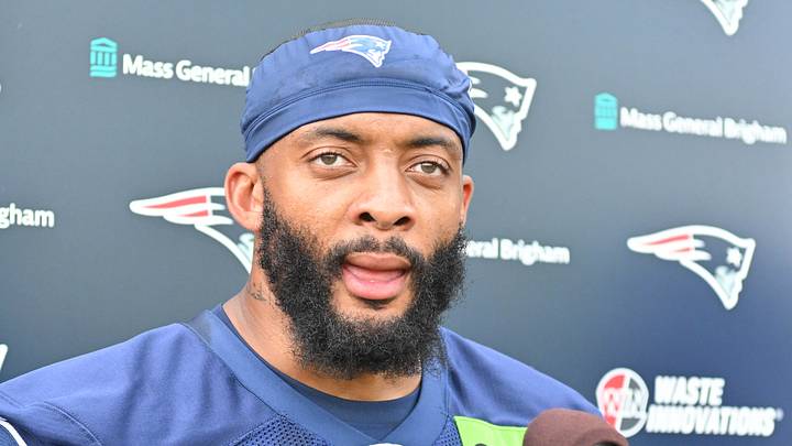 New England Patriots cornerback Carlton Davis III (7).