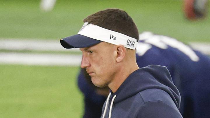 Chicago Bears defensive coordinator Dennis Allen