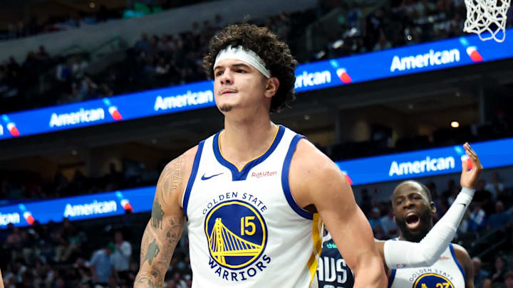 Mar 23, 2026; Dallas, Texas, USA;  Golden State Warriors forward Gui Santos (15) reacts in front of Dallas Mavericks guard Klay Thompson (31) during the second half at American Airlines Center. Mandatory Credit: Kevin Jairaj-Imagn Images