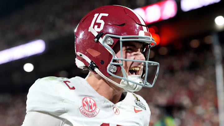 Alabama quarterback Ty Simpson Alabama quarterback Ty Simpson