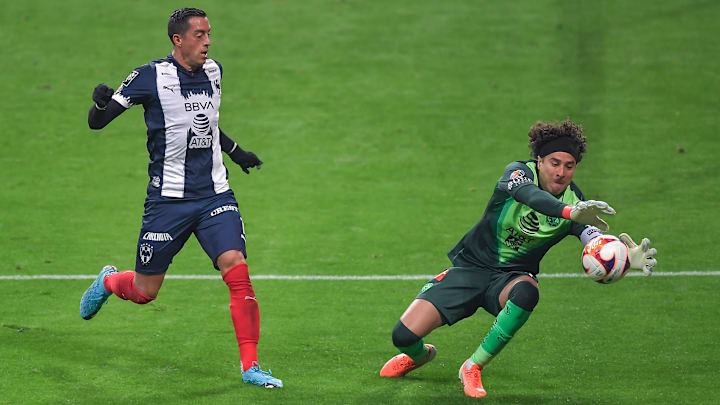 Rogelio Funes Mori (Rayados) buscará perforar el arco defendido por Guillermo Ochoa (América).