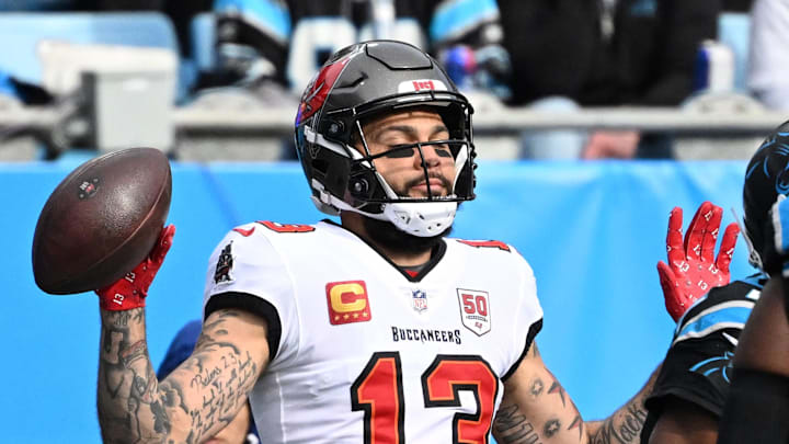 Tampa Bay Buccaneers wide receiver Mike Evans (13) reacts after a touchdown during the first half against the Carolina Panthers Tampa Bay Buccaneers wide receiver Mike Evans (13) reacts after a touchdown during the first half against the Carolina Panthers