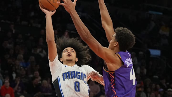 Anthony Black and the Orlando Magic try to pick up a second straight win to open the road trip as they face the Phoenix Suns in a battle of two injured teams. Anthony Black and the Orlando Magic try to pick up a second straight win to open the road trip as they face the Phoenix Suns in a battle of two injured teams.