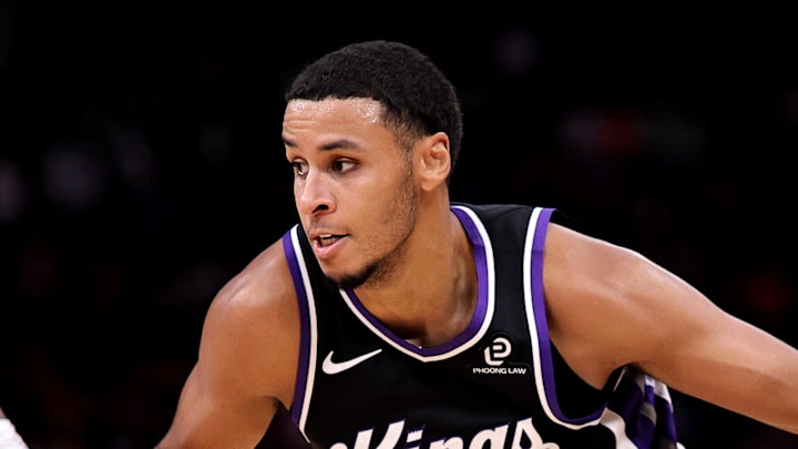 Dec 3, 2025; Houston, Texas, USA; Sacramento Kings forward Keegan Murray (13) drives to the basket against Houston Rockets forward Jabari Smith Jr. (10) during the third quarter at Toyota Center. Mandatory Credit: Erik Williams-Imagn Images Dec 3, 2025; Houston, Texas, USA; Sacramento Kings forward Keegan Murray (13) drives to the basket against Houston Rockets forward Jabari Smith Jr. (10) during the third quarter at Toyota Center. Mandatory Credit: Erik Williams-Imagn Images