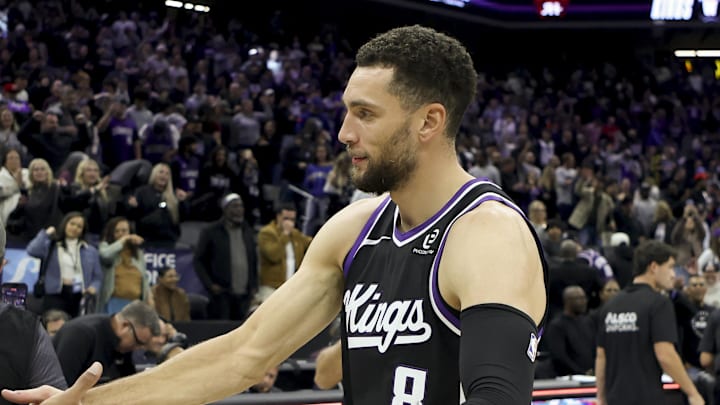 Nov 24, 2025; Sacramento, California, USA; Sacramento Kings forward DeMar DeRozan (10) and guard Zach LaVine (8) celebrate at mid court after defeating the Minnesota Timberwolves at Golden 1 Center. Nov 24, 2025; Sacramento, California, USA; Sacramento Kings forward DeMar DeRozan (10) and guard Zach LaVine (8) celebrate at mid court after defeating the Minnesota Timberwolves at Golden 1 Center.