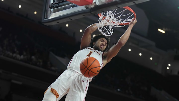 The Gators land another big target