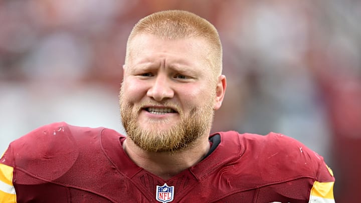 Washington Commanders center Tyler Biadasz Washington Commanders center Tyler Biadasz