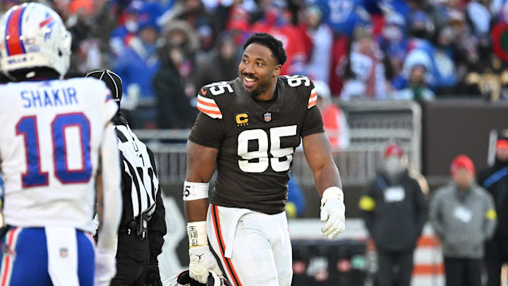 Dec 21, 2025; Cleveland, Ohio, USA; Cleveland Browns defensive end Myles Garrett (95) reacts after a penalty was not called on a play were his helmet was ripped off by Buffalo Bills offensive tackle Dion Dawkins (73) during the second half at Huntington Bank Field. Mandatory Credit: Ken Blaze-Imagn Images Dec 21, 2025; Cleveland, Ohio, USA; Cleveland Browns defensive end Myles Garrett (95) reacts after a penalty was not called on a play were his helmet was ripped off by Buffalo Bills offensive tackle Dion Dawkins (73) during the second half at Huntington Bank Field. Mandatory Credit: Ken Blaze-Imagn Images