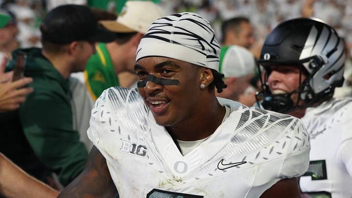 Sep 27, 2025; University Park, Pennsylvania, USA; Oregon Ducks running back Jordon Davison (0) reacts after defeating the Penn State Nittany Lions at Beaver Stadium. Mandatory Credit: Matthew O'Haren-Imagn Images Sep 27, 2025; University Park, Pennsylvania, USA; Oregon Ducks running back Jordon Davison (0) reacts after defeating the Penn State Nittany Lions at Beaver Stadium. Mandatory Credit: Matthew O'Haren-Imagn Images