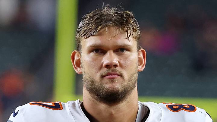 Chicago Bears tight end Sam Roush