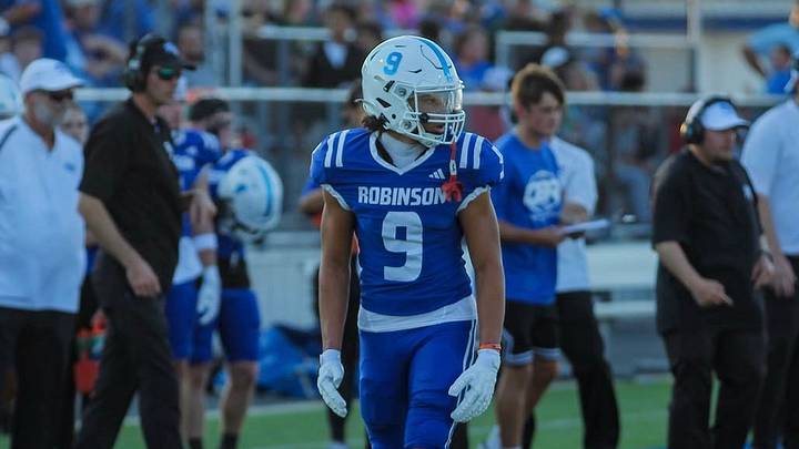 Robinson (Texas) High School 4-star wide receiver Dylan Medlock lines up before a play. Robinson (Texas) High School 4-star wide receiver Dylan Medlock lines up before a play.