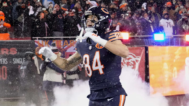 Chicago Bears tight end Colston Loveland