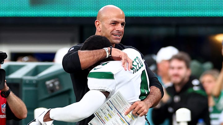 New York Jets head coach Robert Saleh (L) and cornerback D.J. Reed (R) New York Jets head coach Robert Saleh (L) and cornerback D.J. Reed (R)