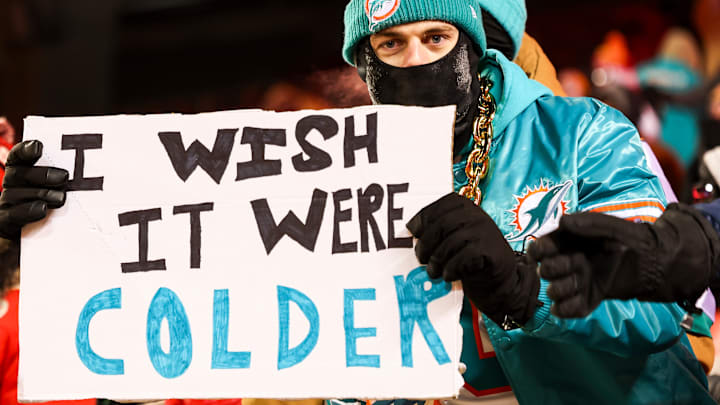 AFC Wild Card Playoffs - Miami Dolphins v Kansas City Chiefs