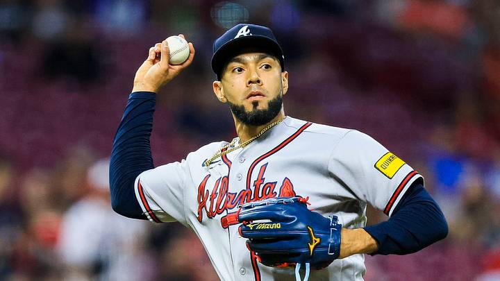 May 29, 2026; Cincinnati, Ohio, USA; Atlanta Braves relief pitcher Robert Suarez (75) throws to first to get Cincinnati Reds first baseman Nathaniel Lowe (not pictured) out in the eighth inning at Great American Ball Park. Mandatory Credit: Katie Stratman-Imagn Images May 29, 2026; Cincinnati, Ohio, USA; Atlanta Braves relief pitcher Robert Suarez (75) throws to first to get Cincinnati Reds first baseman Nathaniel Lowe (not pictured) out in the eighth inning at Great American Ball Park. Mandatory Credit: Katie Stratman-Imagn Images
