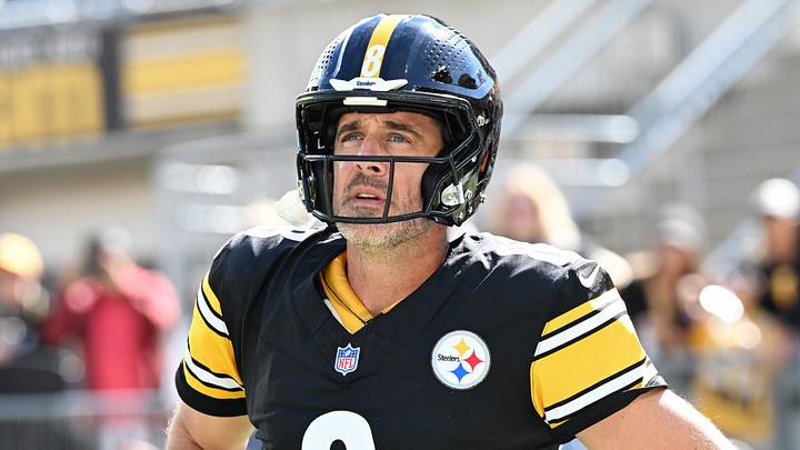 Pittsburgh Steelers QB Aaron Rodgers Pittsburgh Steelers QB Aaron Rodgers