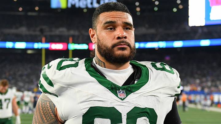 New York Jets guard Kohl Levao