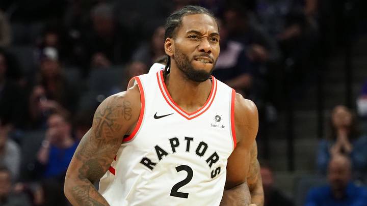 Nov 7, 2018; Sacramento, CA, USA; Toronto Raptors forward Kawhi Leonard (2) reacts after a basket against the Sacramento Kings during the fourth quarter at Golden 1 Center. Mandatory Credit: Kelley L Cox-USA TODAY Sports