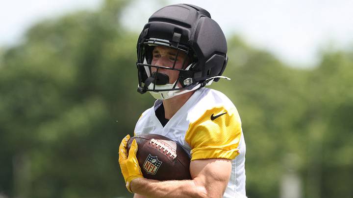 Jul 30, 2026; Latrobe, PA, USA; Pittsburgh Steelers running back Eli Heidenreich (29) participates in training camp drills at Saint Vincent College. Mandatory Credit: Charles LeClaire-Imagn Images Jul 30, 2026; Latrobe, PA, USA; Pittsburgh Steelers running back Eli Heidenreich (29) participates in training camp drills at Saint Vincent College. Mandatory Credit: Charles LeClaire-Imagn Images