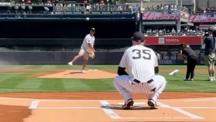 Cody Bellinger's father Clay played for the Yankees from 1999 to 2002. 