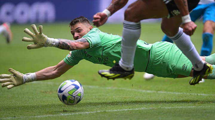 Goleiro retornou ao clube após período de empréstimo