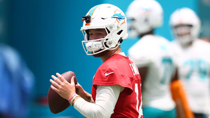 Miami Dolphins quarterback Quinn Ewers
