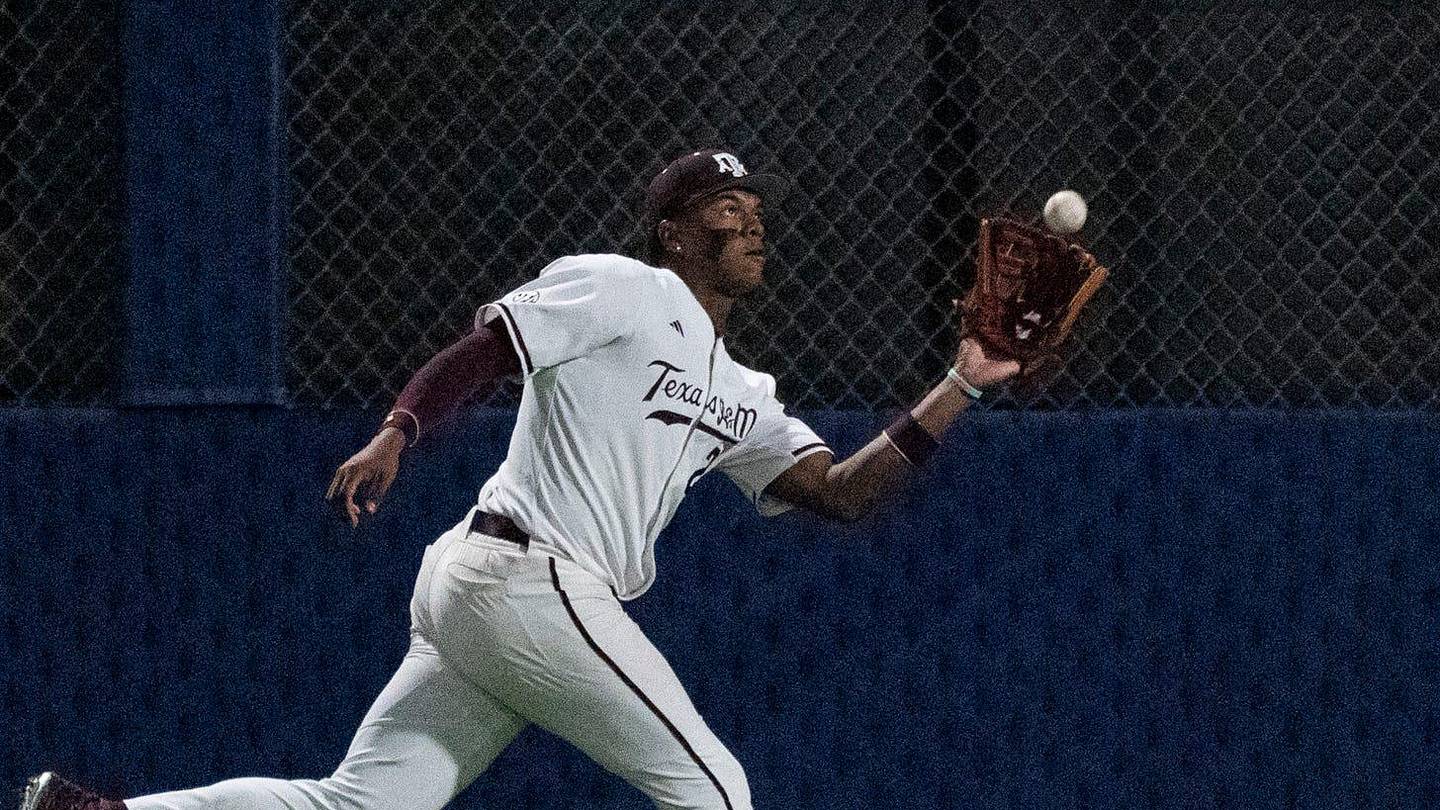 Live Score Updates for Texas A&M vs. USC: College Station Regional Final