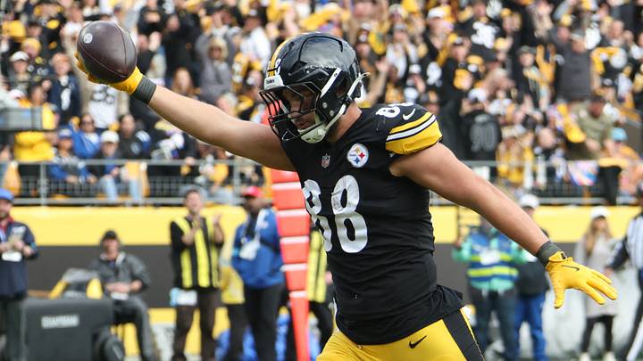 Oct 11, 2026; Pittsburgh, Pennsylvania, USA; Pittsburgh Steelers tight end Pat Freiermuth (88) scores a touchdown during the fourth quarter against the Indianapolis Colts at Acrisure Stadium. Mandatory Credit: Charles LeClaire-Imagn Images Oct 11, 2026; Pittsburgh, Pennsylvania, USA; Pittsburgh Steelers tight end Pat Freiermuth (88) scores a touchdown during the fourth quarter against the Indianapolis Colts at Acrisure Stadium. Mandatory Credit: Charles LeClaire-Imagn Images